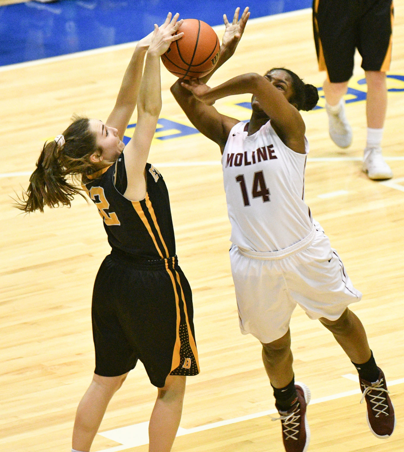 IHMVCU Shootout - Bettendorf vs Moline
